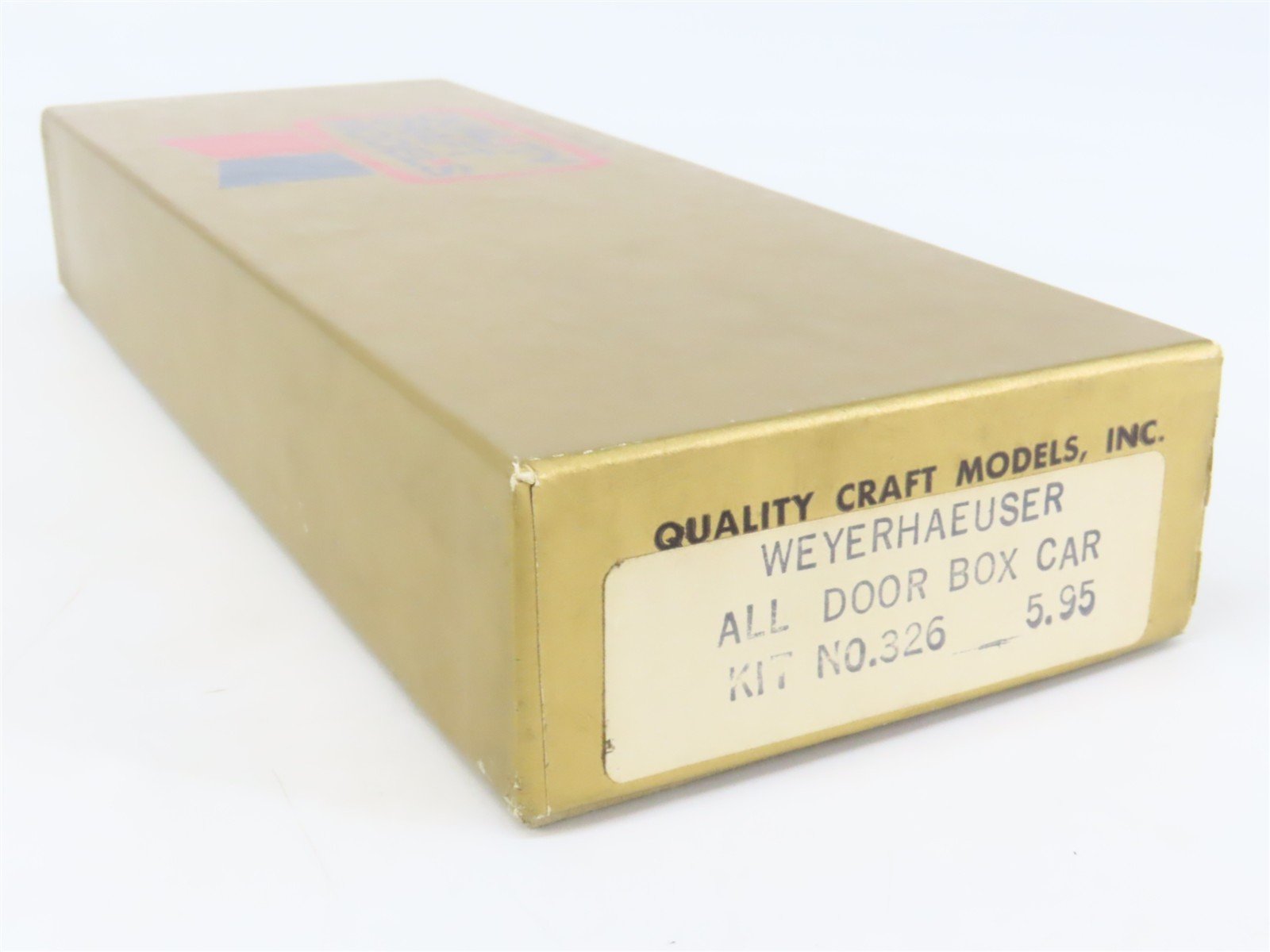 HO Scale Quality Craft Models Kit 326 LUNX Weyerhaeuser All Door Box Car