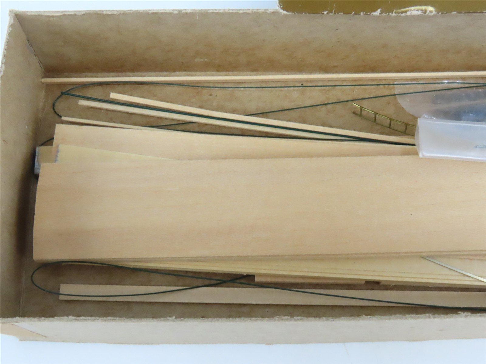 HO Scale Quality Craft Models Kit 344 LUNX Celotex All Door Box Car #4411