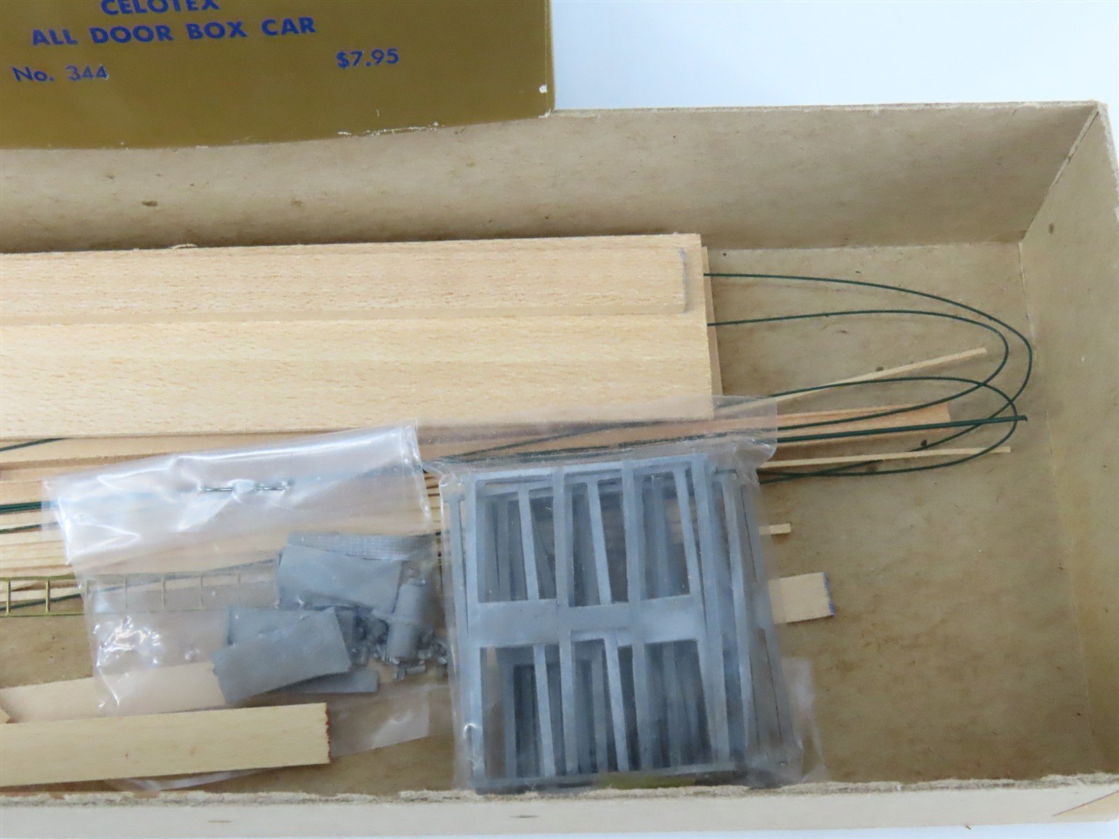HO Scale Quality Craft Models Kit 344 LUNX Celotex All Door Box Car #4411
