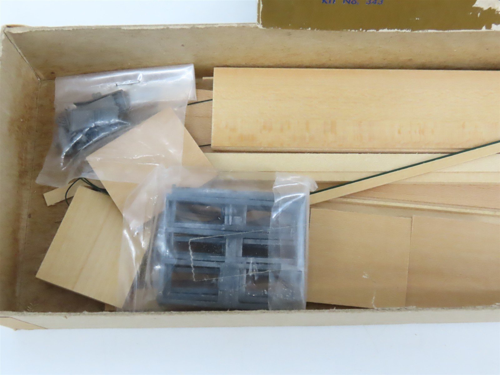 HO Scale Quality Craft Models Kit 343 ICG Illinois Central Gulf All Door Box Car