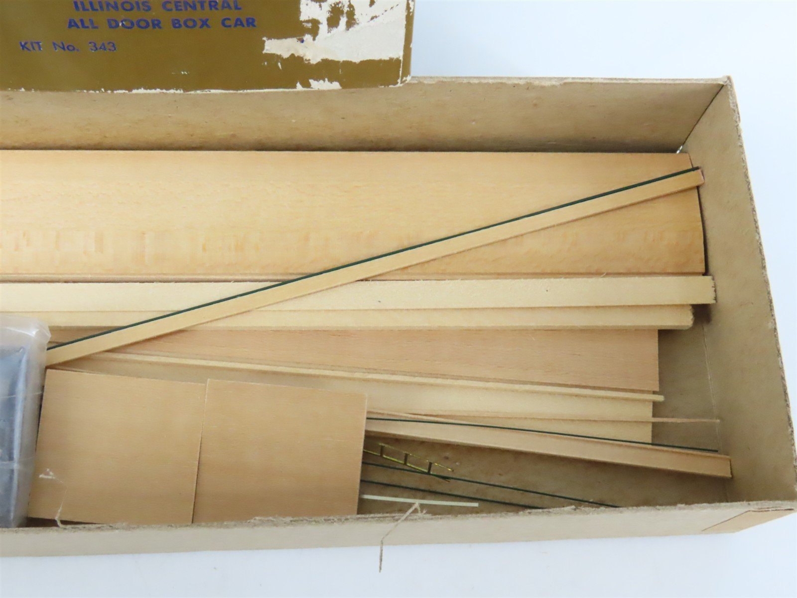 HO Scale Quality Craft Models Kit 343 ICG Illinois Central Gulf All Door Box Car