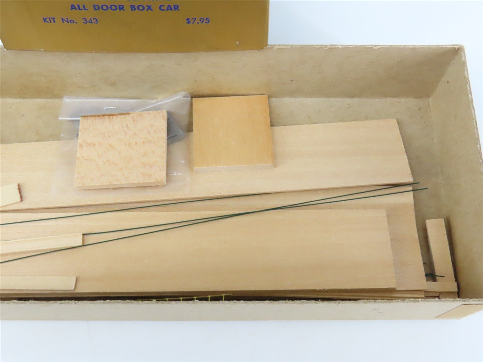 HO Scale Quality Craft Models Kit 343 ICG Illinois Central Gulf All Door Box Car