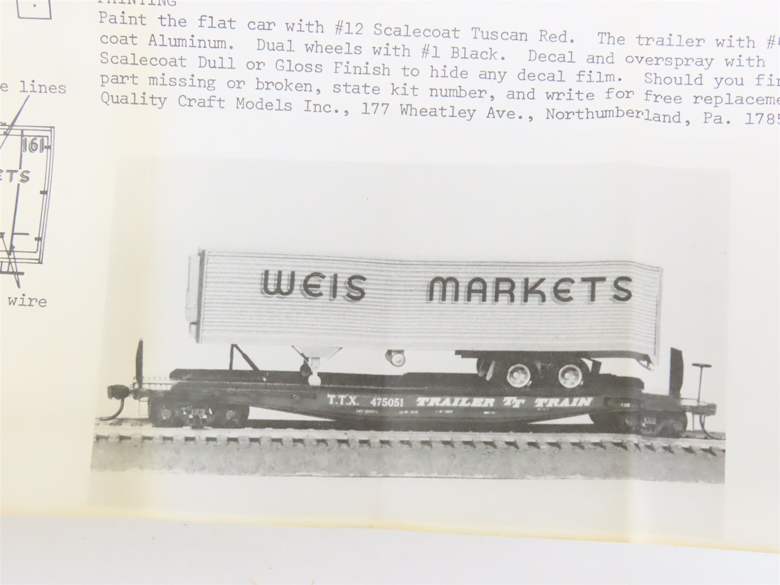 HO Scale Quality Craft Models Kit 331 TTX Weis Markets 50' Flat Car w/ Trailer