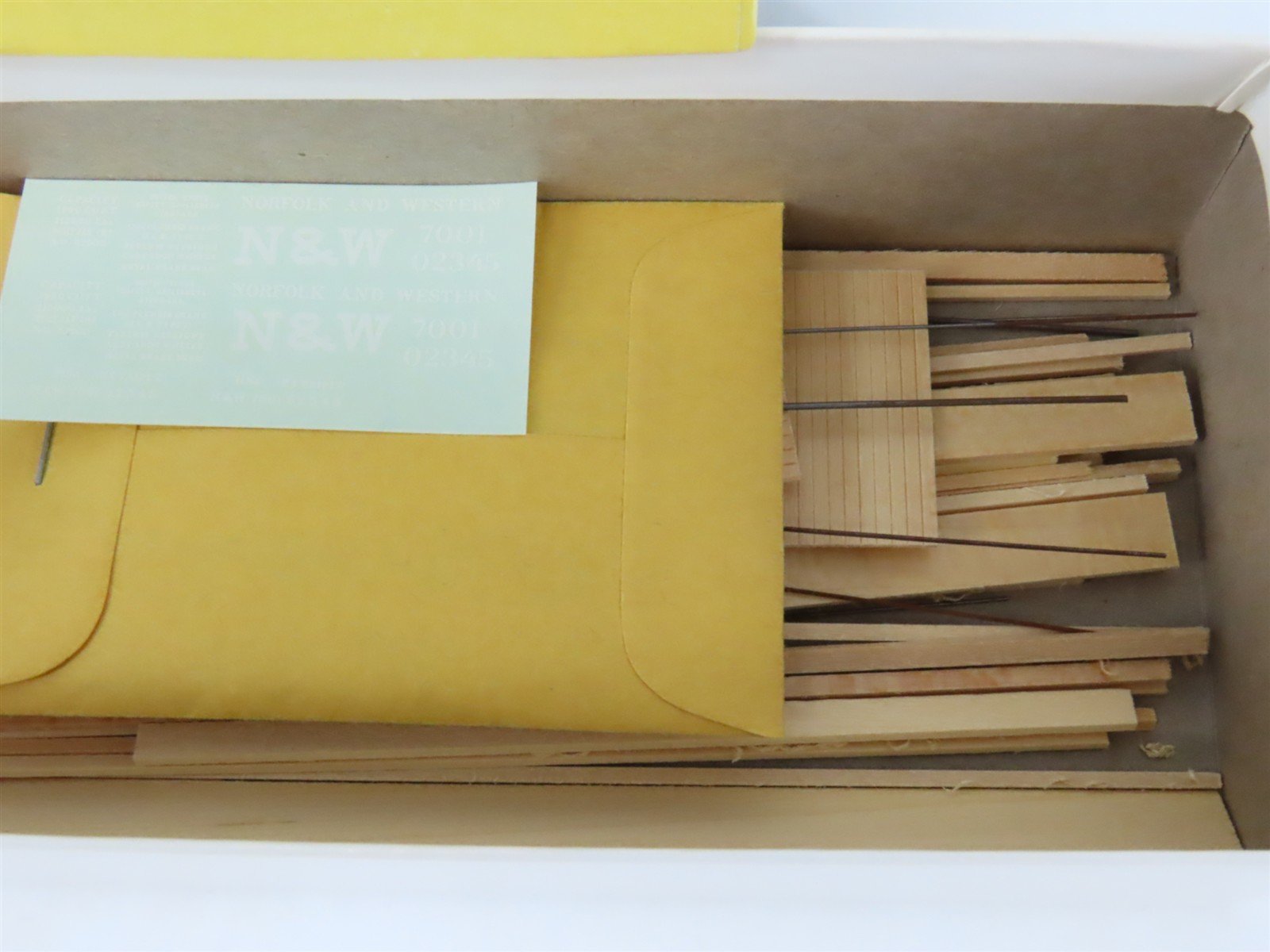 HO Northeastern Scale Models Kit N&W Norfolk & Western Railway Wooden Hopper