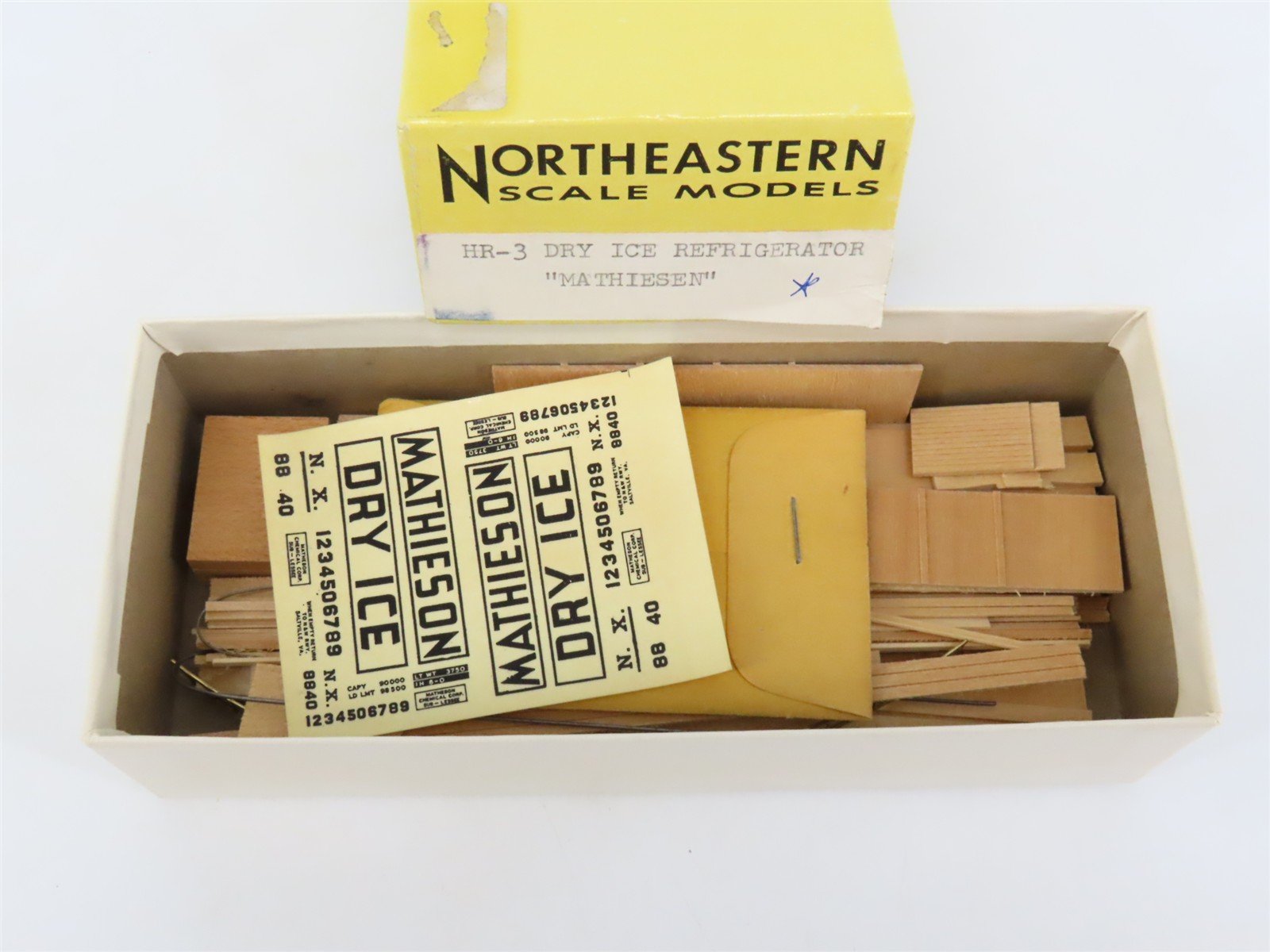 HO Northeastern Scale Models Kit HR-3 NX Mathieson Dry Ice Reefer