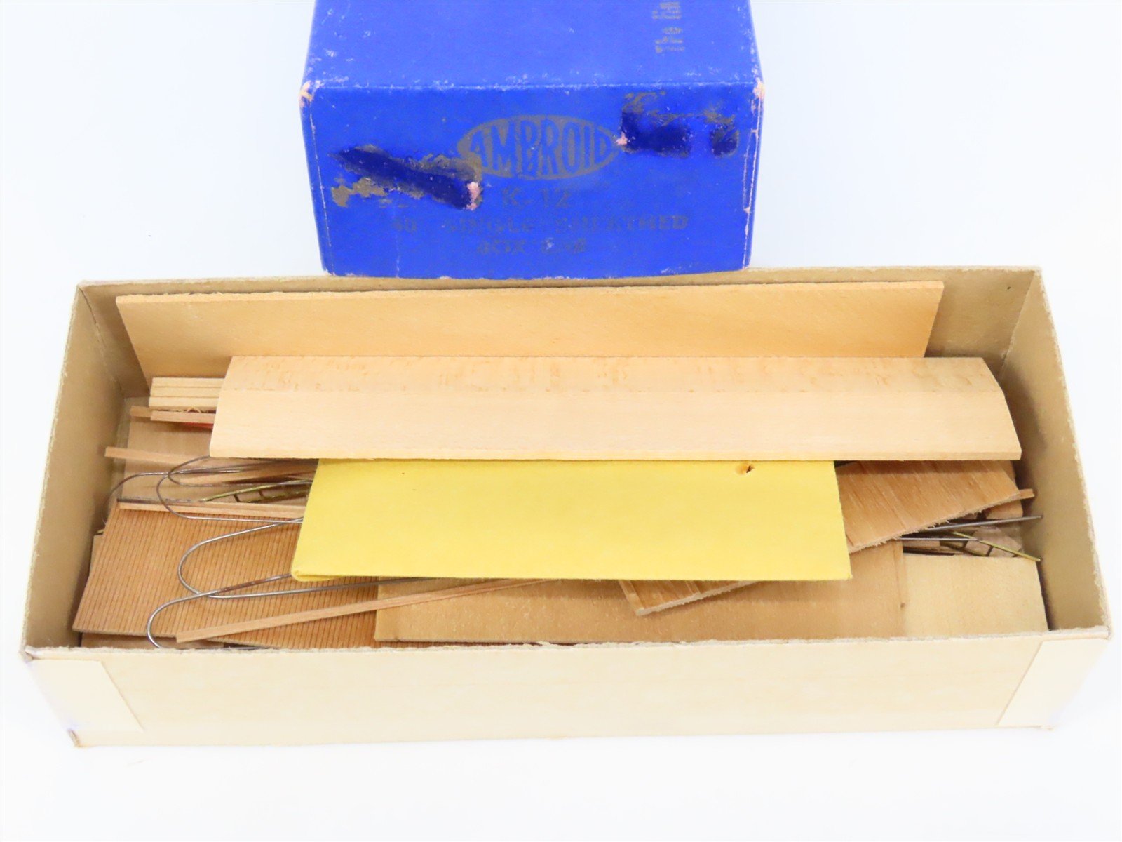 HO Scale Ambroid Kit K-12 CB&Q Burlington Route 40' Box Car #15315