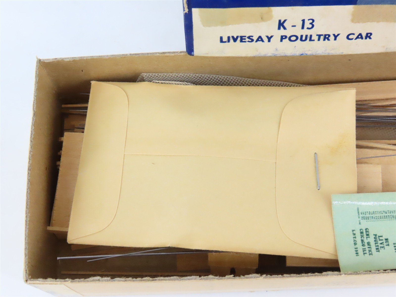 HO Scale Ambroid Kit K-13 LPTCO Livesay Poultry Car #2501