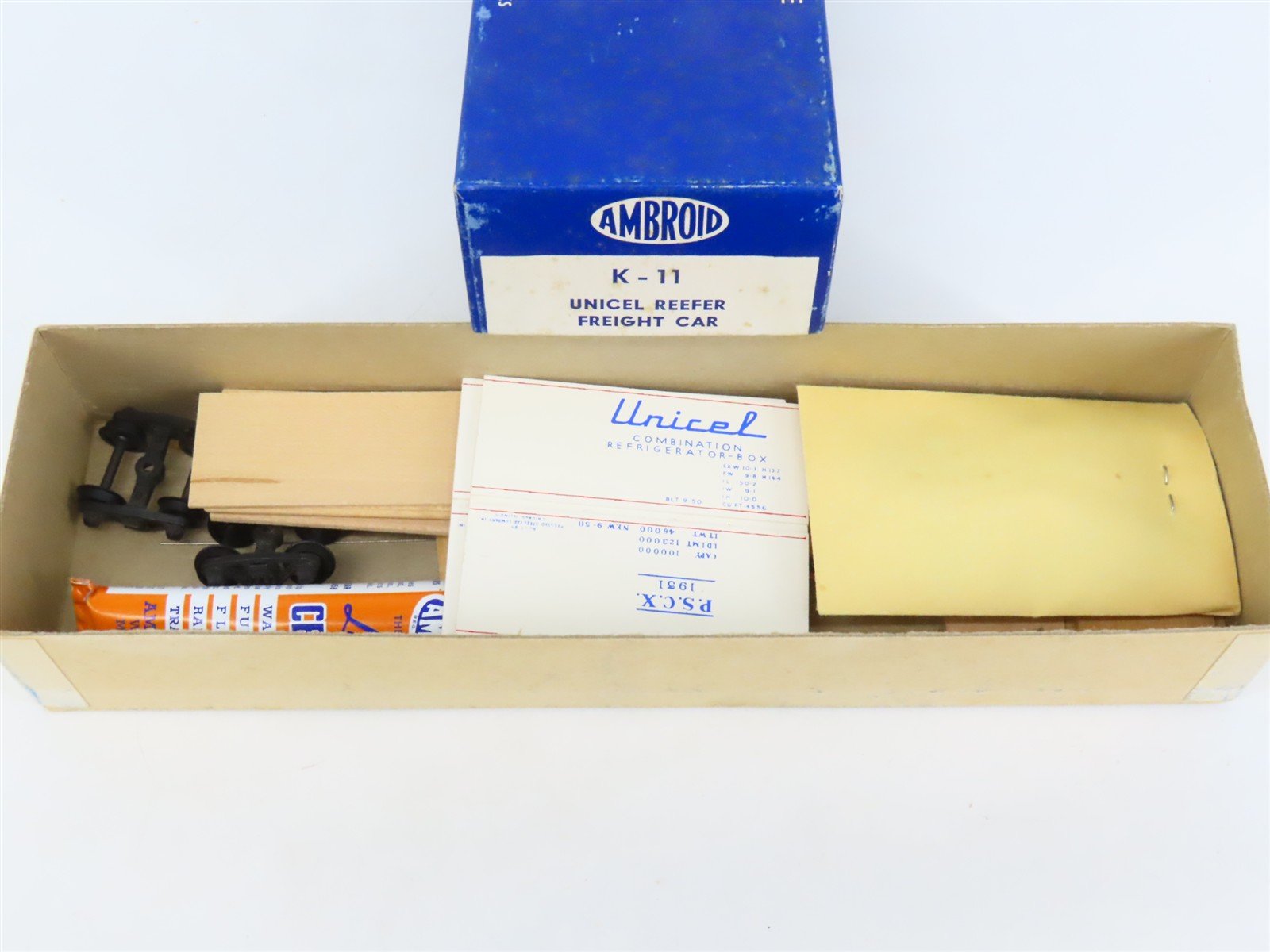 HO Scale Ambroid Kit K-11 Wood PSCX Unicel Reefer #1951