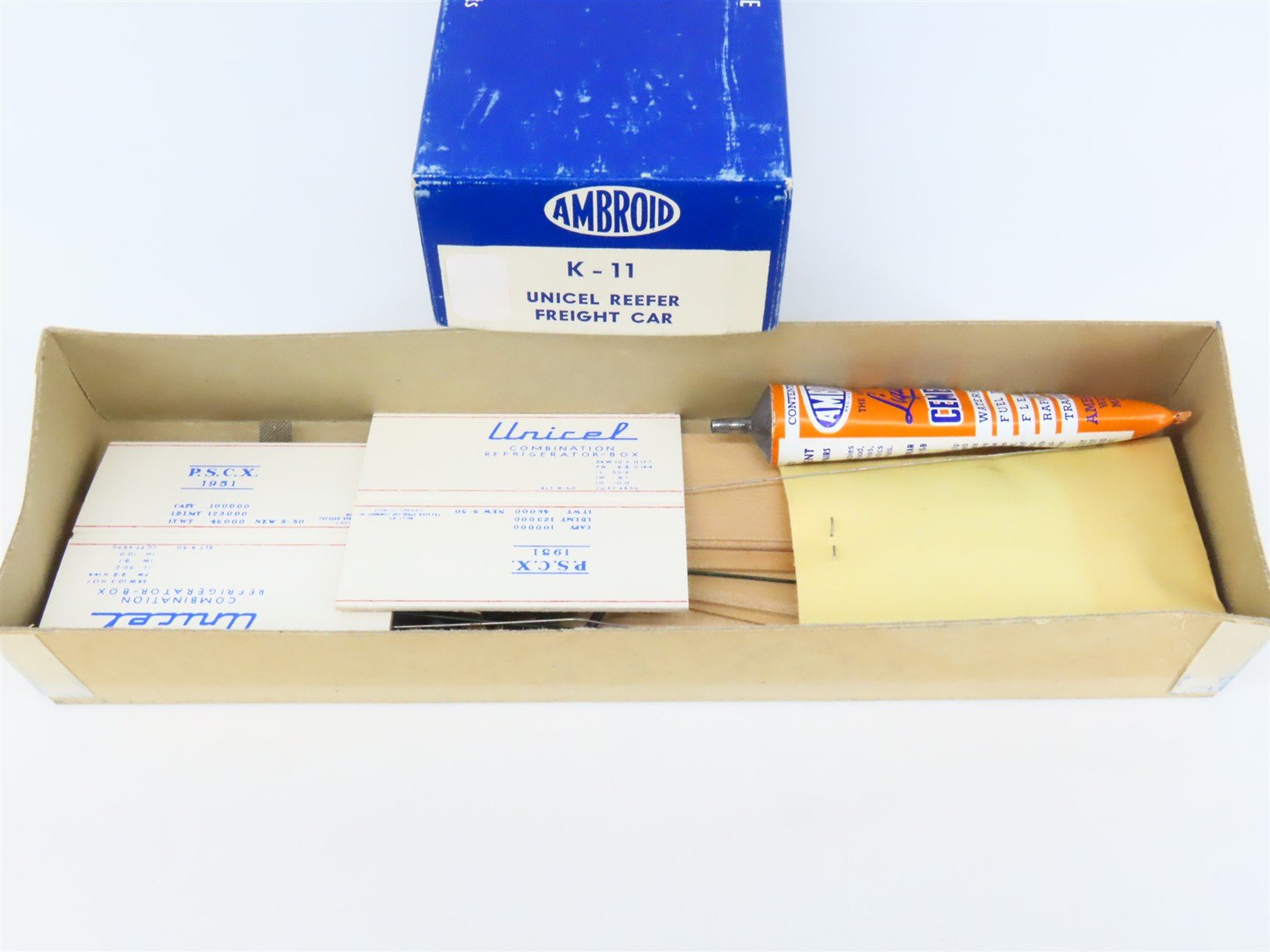 HO Scale Ambroid Kit K-11 PSCX Unicel Reefer #1951
