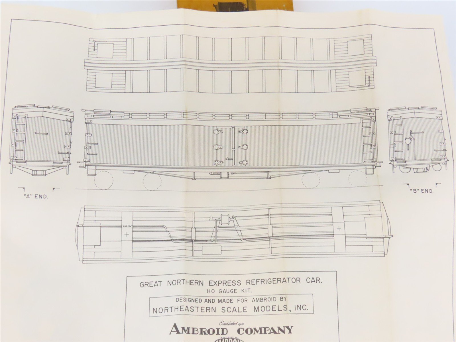 HO Scale Ambroid Kit GN Great Northern Railway Express Reefer #2021