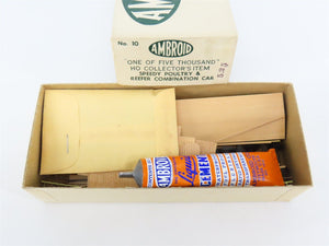 HO Scale Ambroid Kit No. 10 LPTX Speedy Poultry & Reefer Combination Car #4002