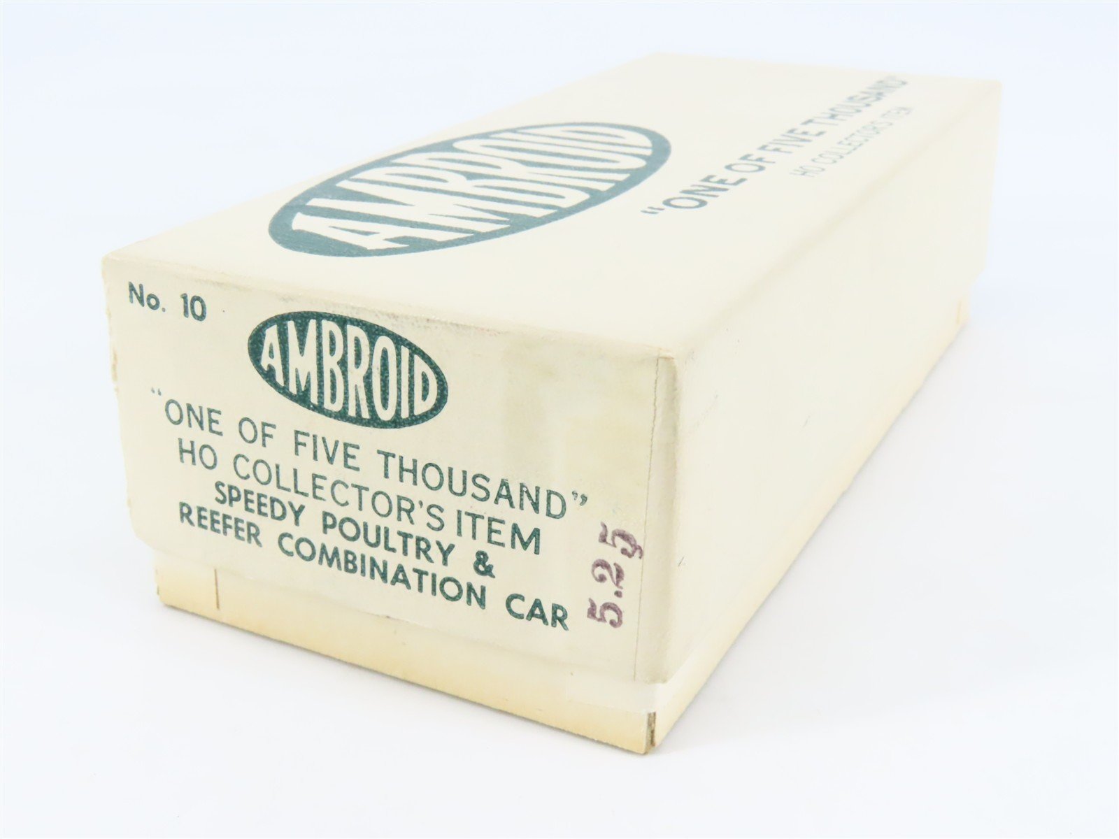 HO Scale Ambroid Kit No. 10 LPTX Speedy Poultry & Reefer Combination Car #4002