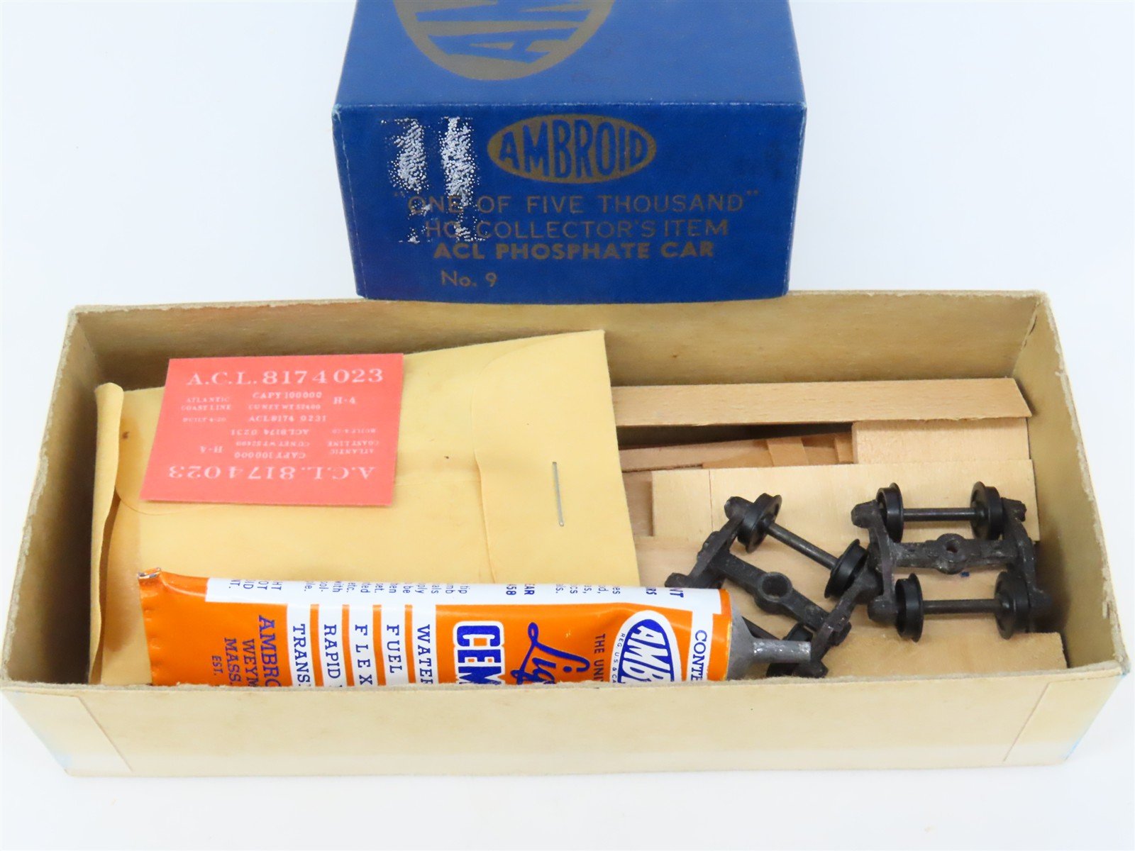 HO Scale Ambroid Kit No. 9 ACL Atlantic Coast Line Phosphate Hopper #8174
