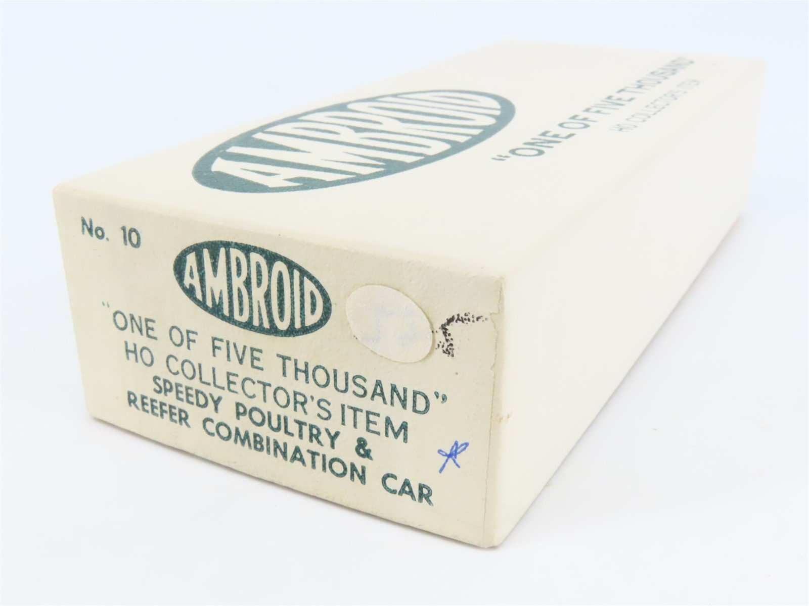 HO Scale Ambroid Kit No. 10 LPTX Speedy Poultry & Reefer Combination Car #4002