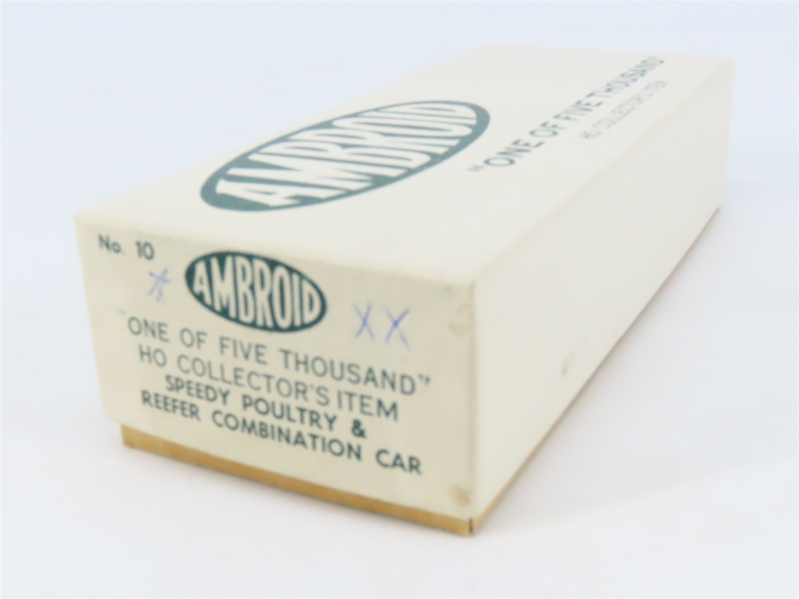 HO Scale Ambroid Kit No. 10 LPTX Speedy Poultry & Reefer Combination Car #4002