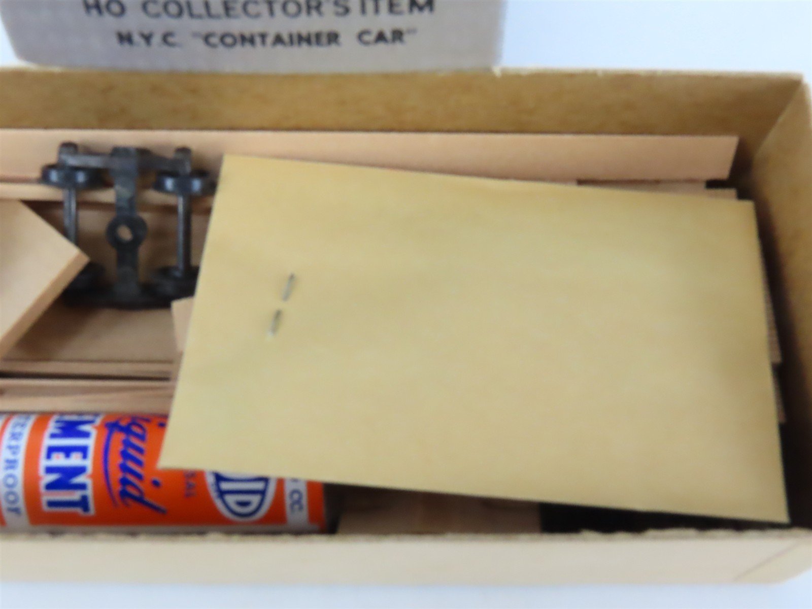 HO Scale Ambroid Kit No. 12 NYC New York Central Container Car #477498