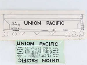HO Scale Ambroid Kit UP Union Pacific Railroad 4-Bay Center Flow Hopper #21200