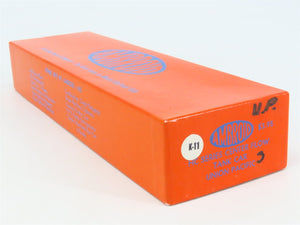 HO Scale Ambroid Kit UP Union Pacific Railroad 4-Bay Center Flow Hopper #21200