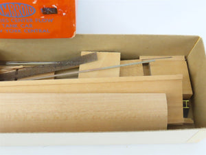 HO Scale Ambroid Kit NYC New York Central 4-Bay Center Flow Hopper #886000