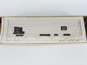 HO Scale Ambroid Kit BKTY Katy 4-Bay Center Flow Covered Hopper #1017