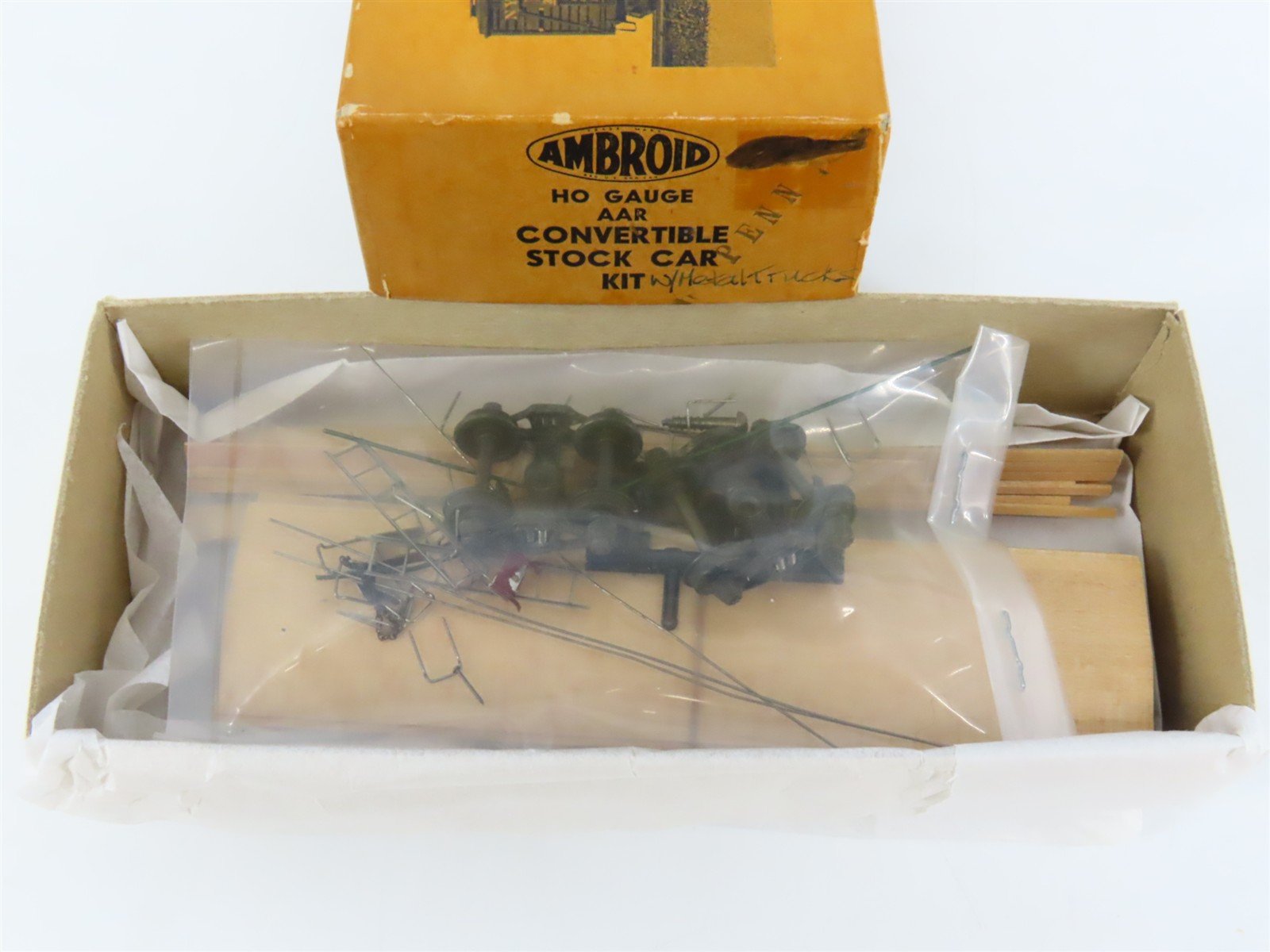 HO Scale Ambroid Kit AAR Convertible Stock Car