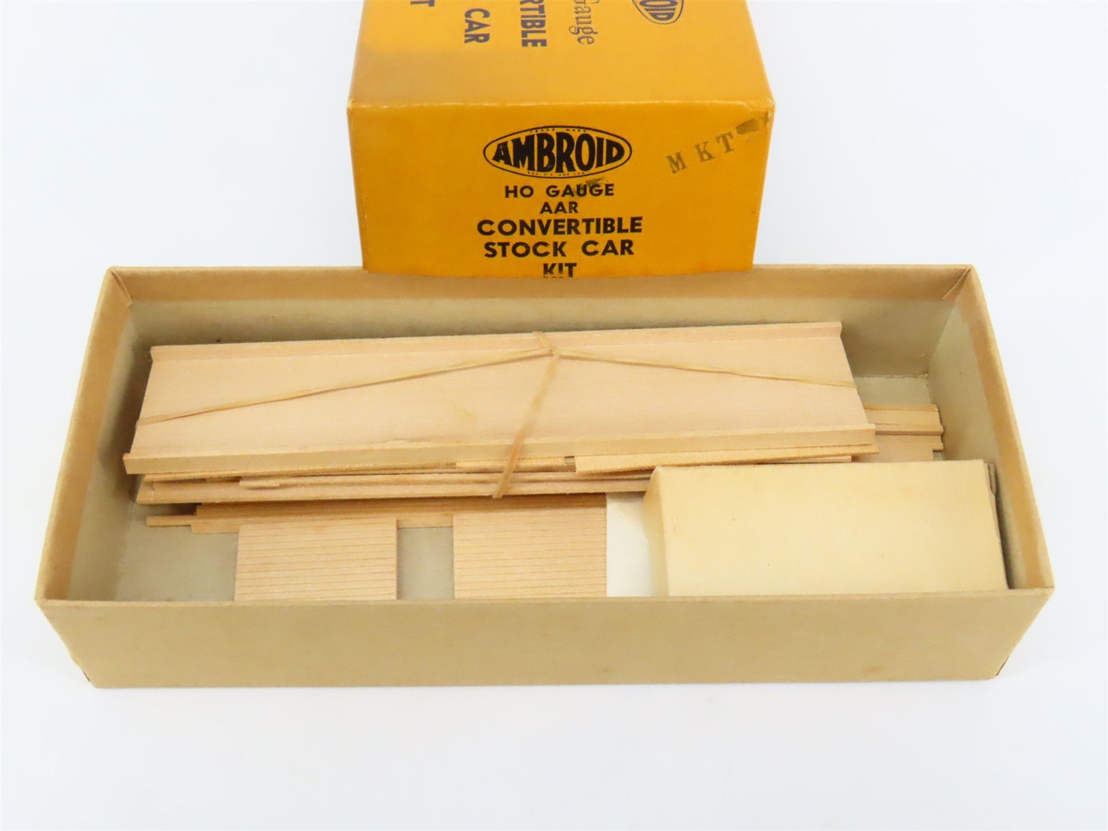 HO Scale Ambroid Kit MKT The Katy AAR Convertible Stock Car #47150