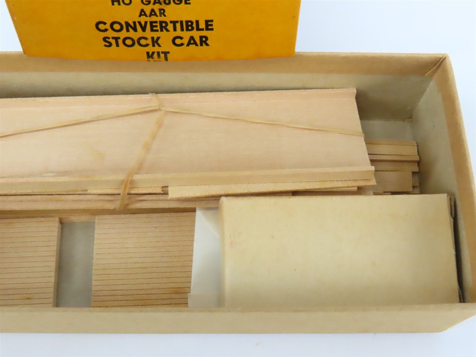 HO Scale Ambroid Kit MKT The Katy AAR Convertible Stock Car #47150