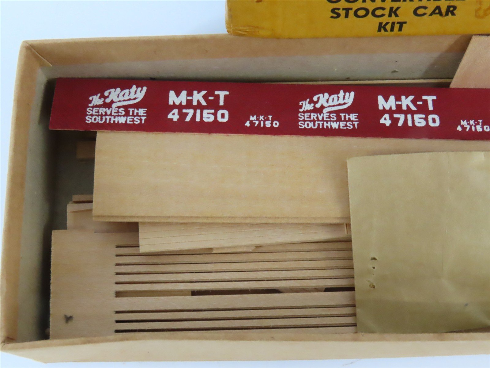 HO Scale Ambroid Kit MKT The Katy Convertible Stock Car #47150