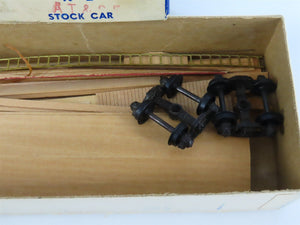 HO Scale Ambroid Kit K-2 AT&SF Santa Fe Railroad Stock Car #50656