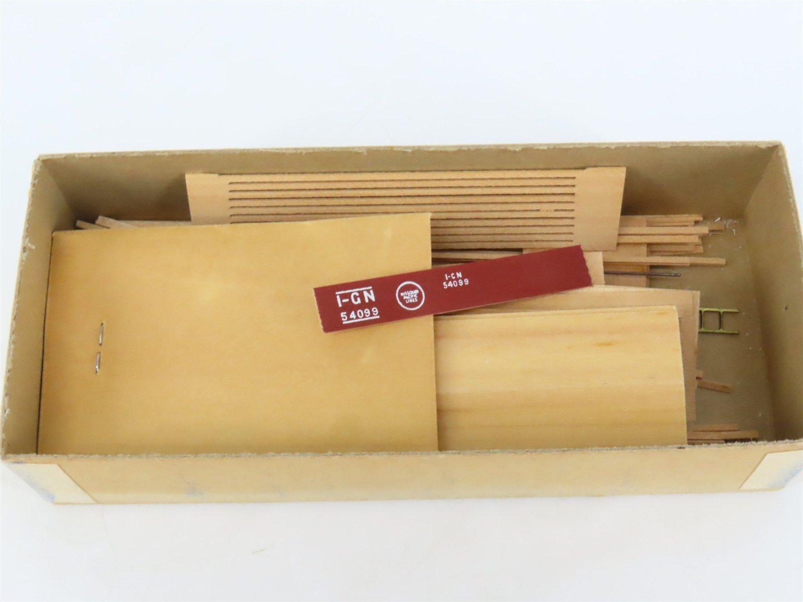 HO Scale Ambroid Kit K-2 I-GN Missouri Pacific Stock Car #54099