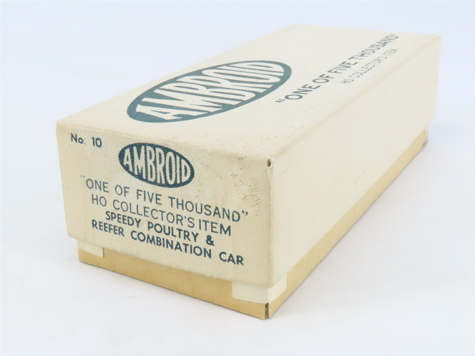 HO Scale Ambroid Kit No. 10 LPTX Speedy Poultry & Reefer Combination Car #4002