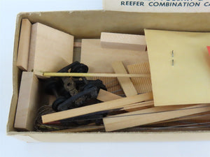 HO Scale Ambroid Kit No. 10 LPTX Speedy Poultry & Reefer Combination Car #4002