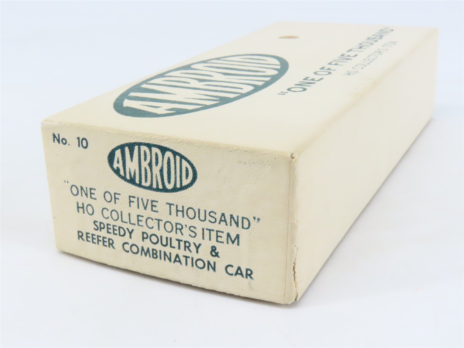 HO Scale Ambroid Kit No. 10 LPTX Speedy Poultry & Reefer Combination Car #4002