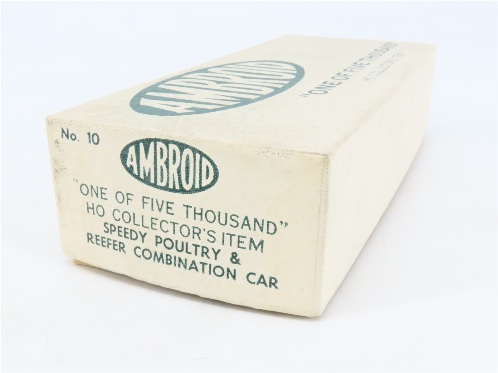 HO Scale Ambroid Kit No. 10 LPTX Speedy Poultry & Reefer Combination Car #4002