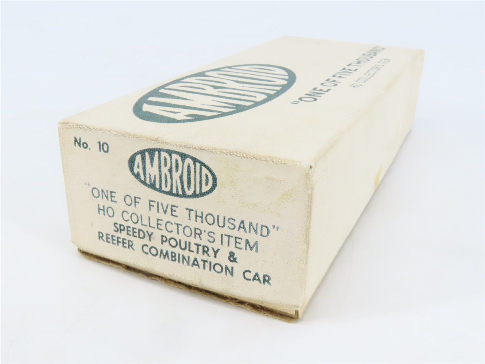 HO Scale Ambroid Kit No. 10 LPTX Speedy Poultry & Reefer Combination Car #4002
