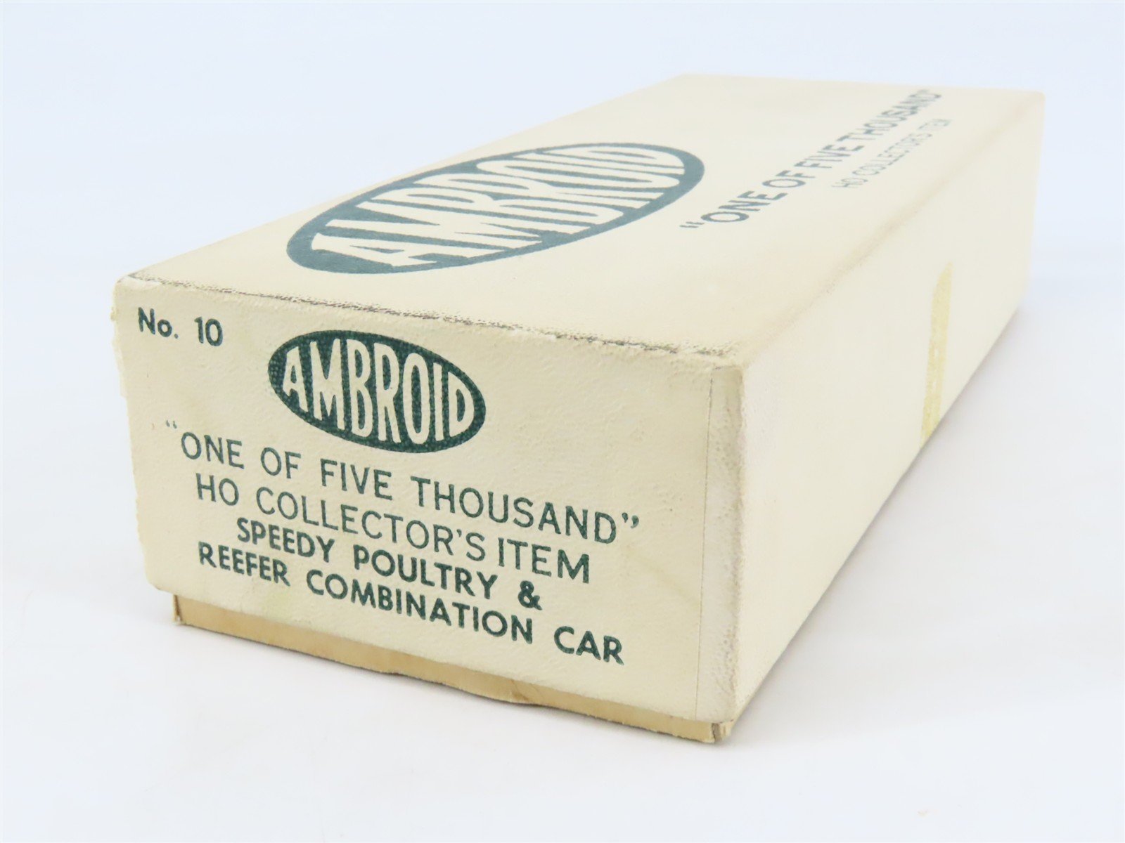 HO Scale Ambroid Kit No. 10 LPTX Speedy Poultry & Reefer Combination Car #4002