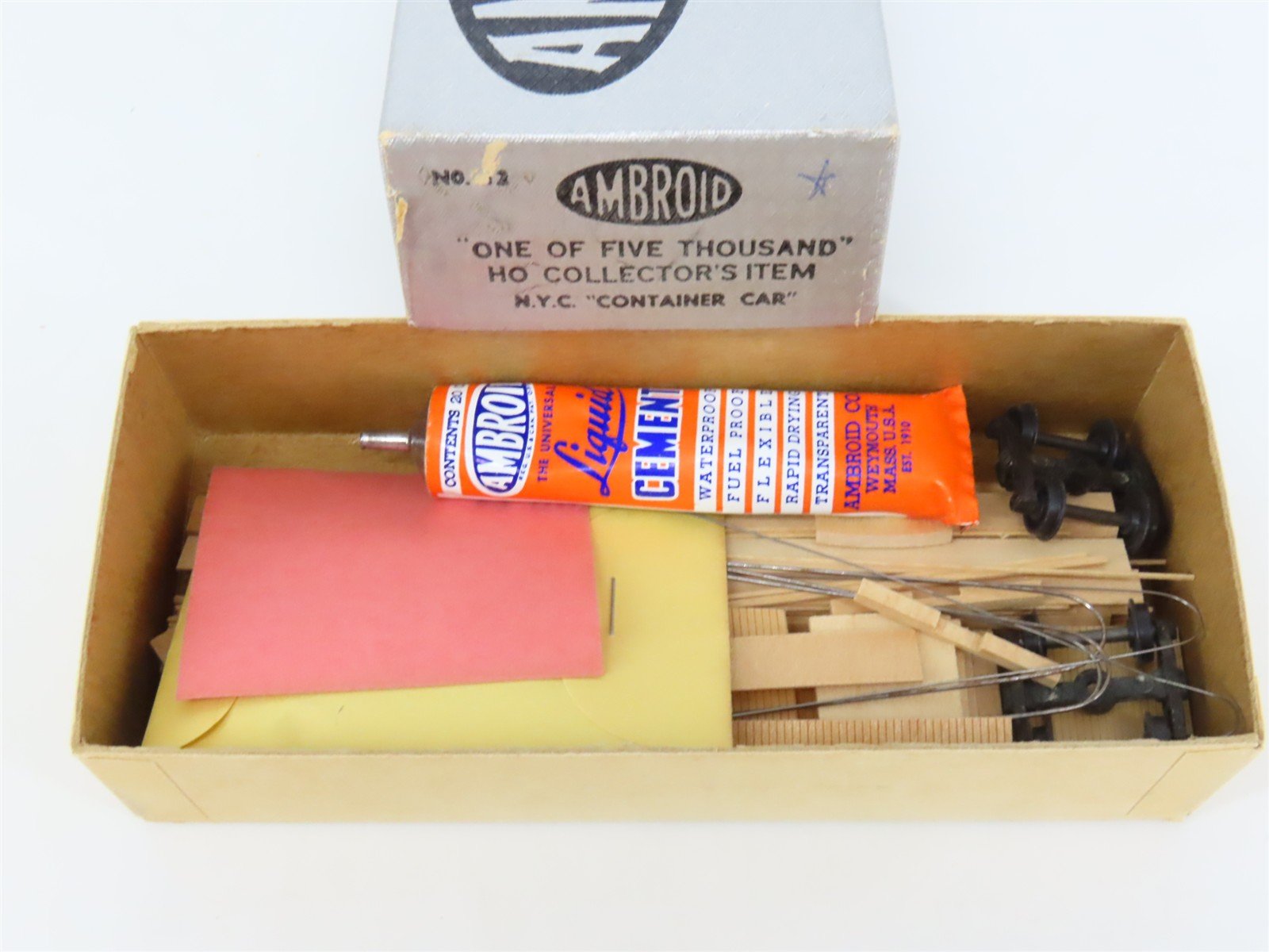 HO Scale Ambroid Kit No. 12 NYC New York Central Container Car #477498