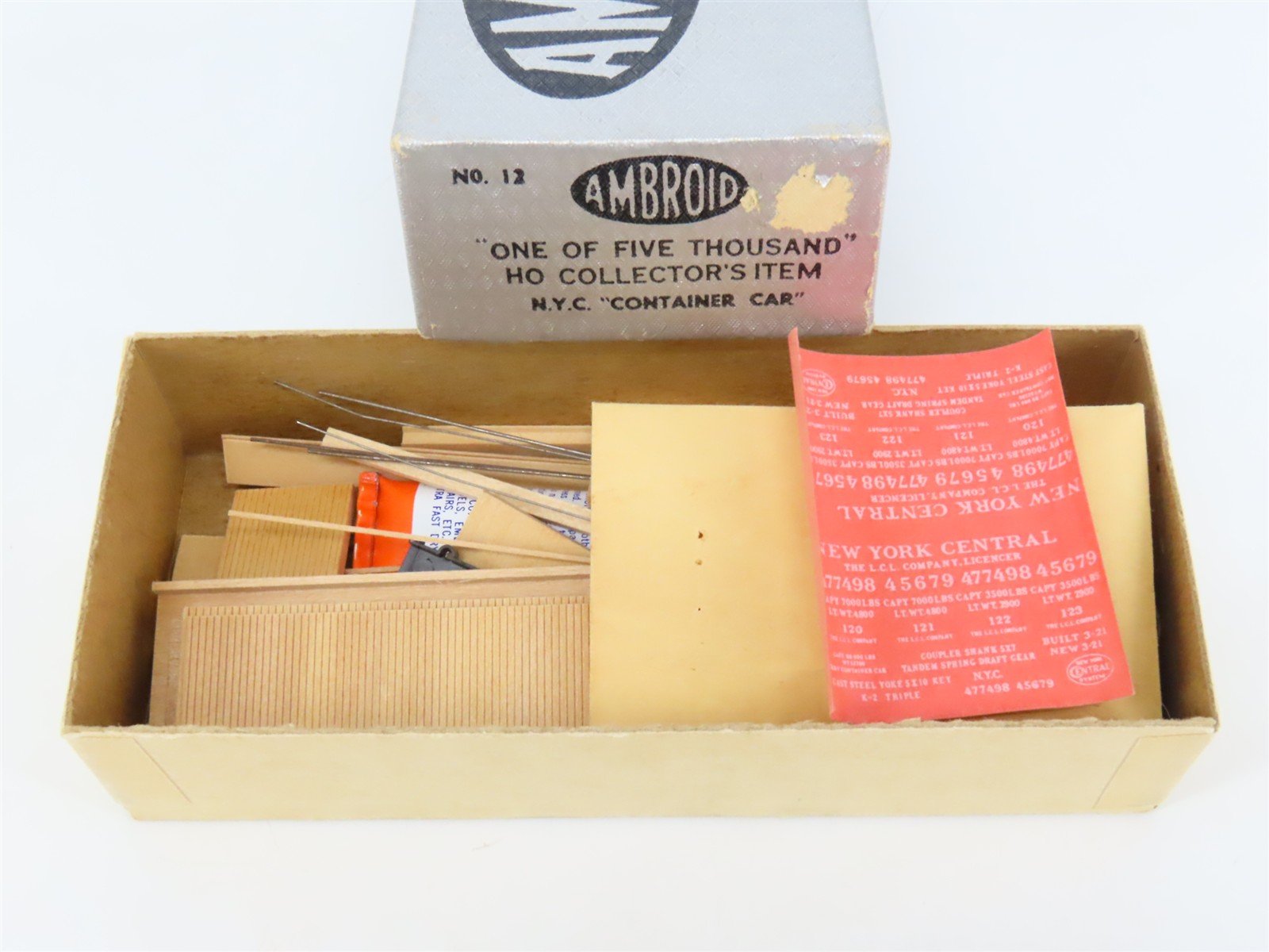HO Scale Ambroid Kit No 12 NYC New York Central Container Car #474498