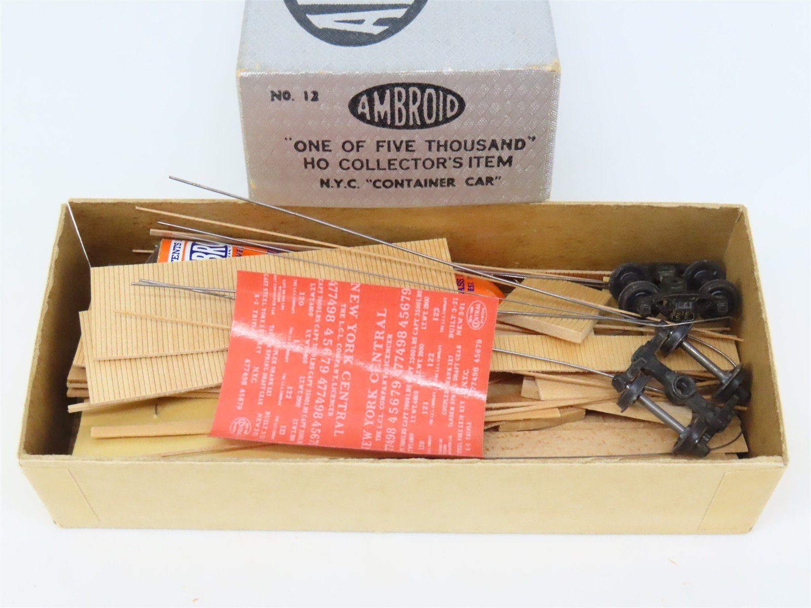 HO Scale Ambroid Kit No. 12 NYC New York Central Container Car #477498