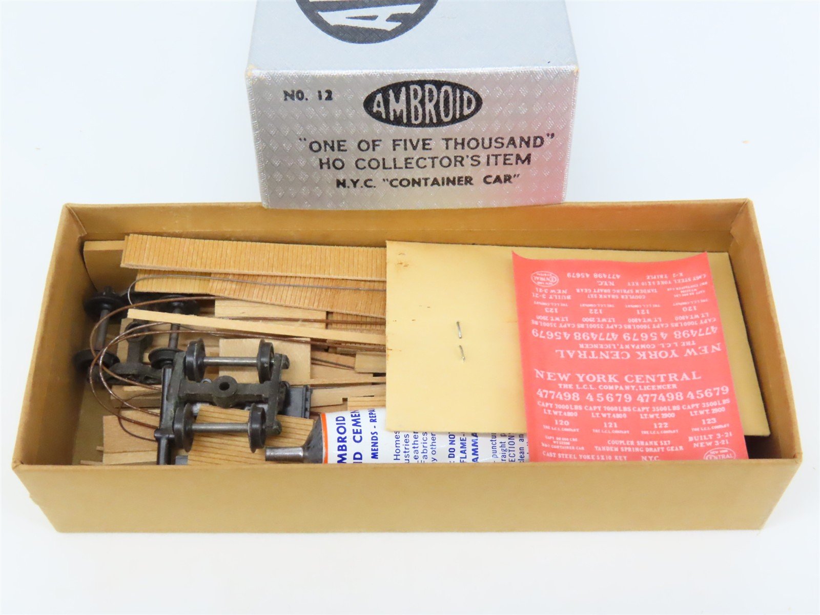 HO Scale Ambroid Kit No 12 NYC New York Central Container Car #477498
