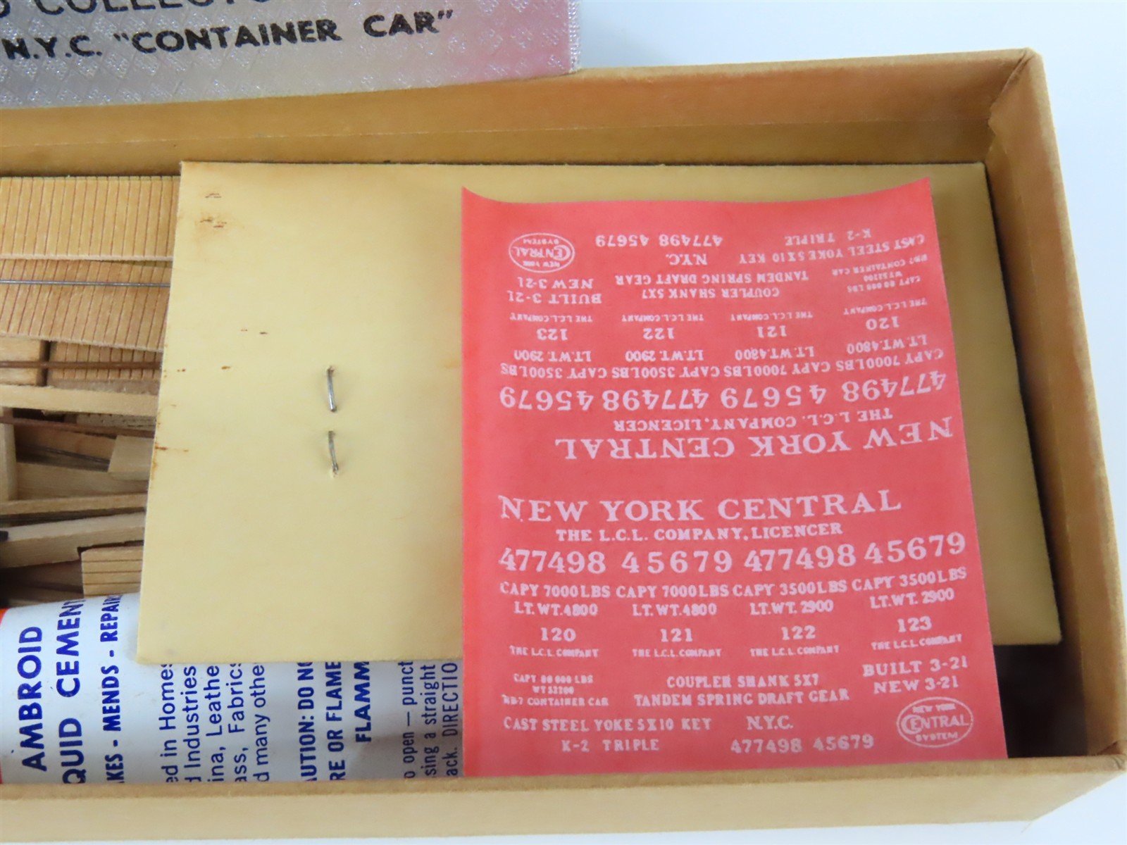 HO Scale Ambroid Kit No 12 NYC New York Central Container Car #477498