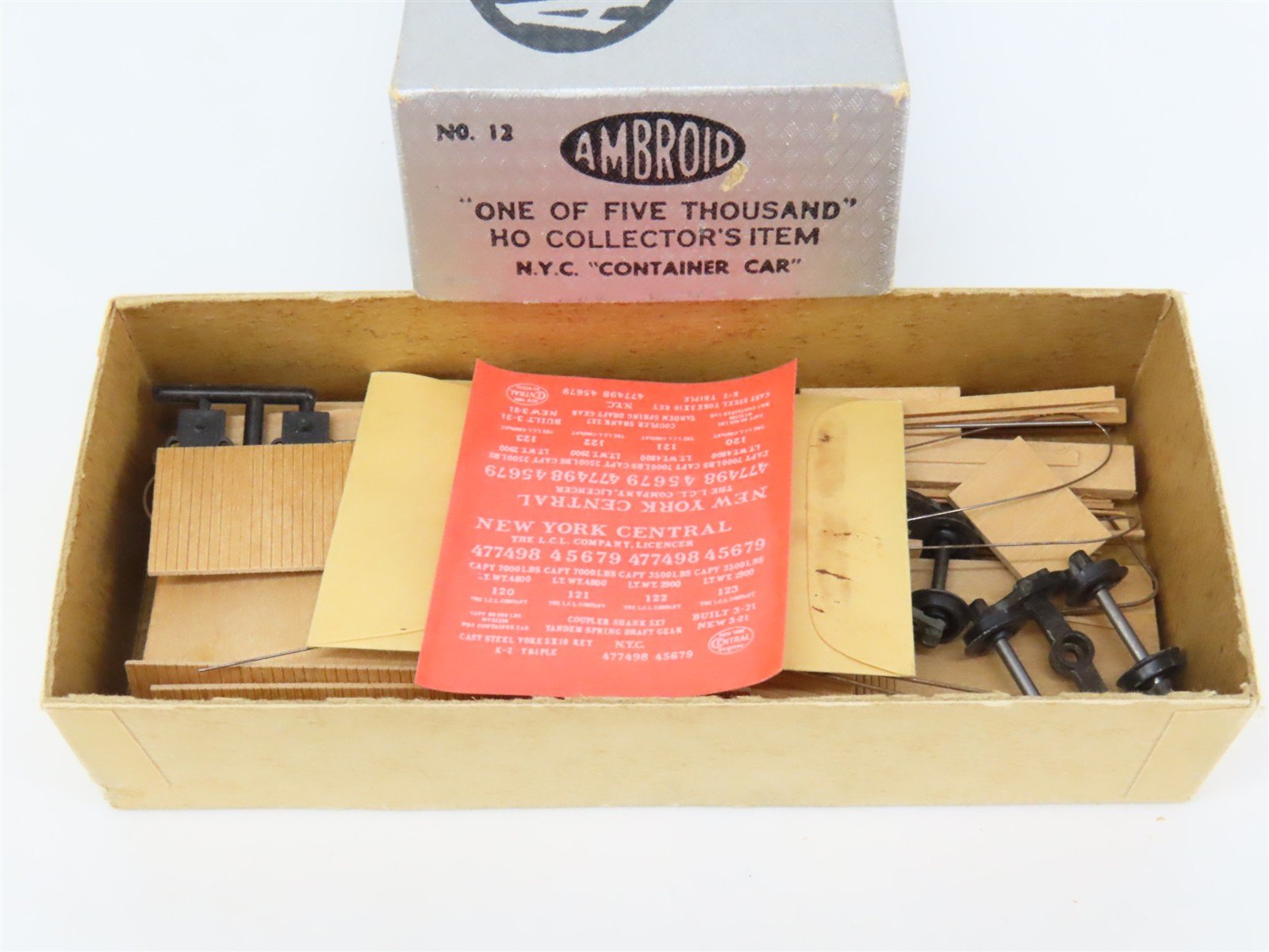 HO Scale Ambroid Kit No 12 NYC New York Central Container Car #477498