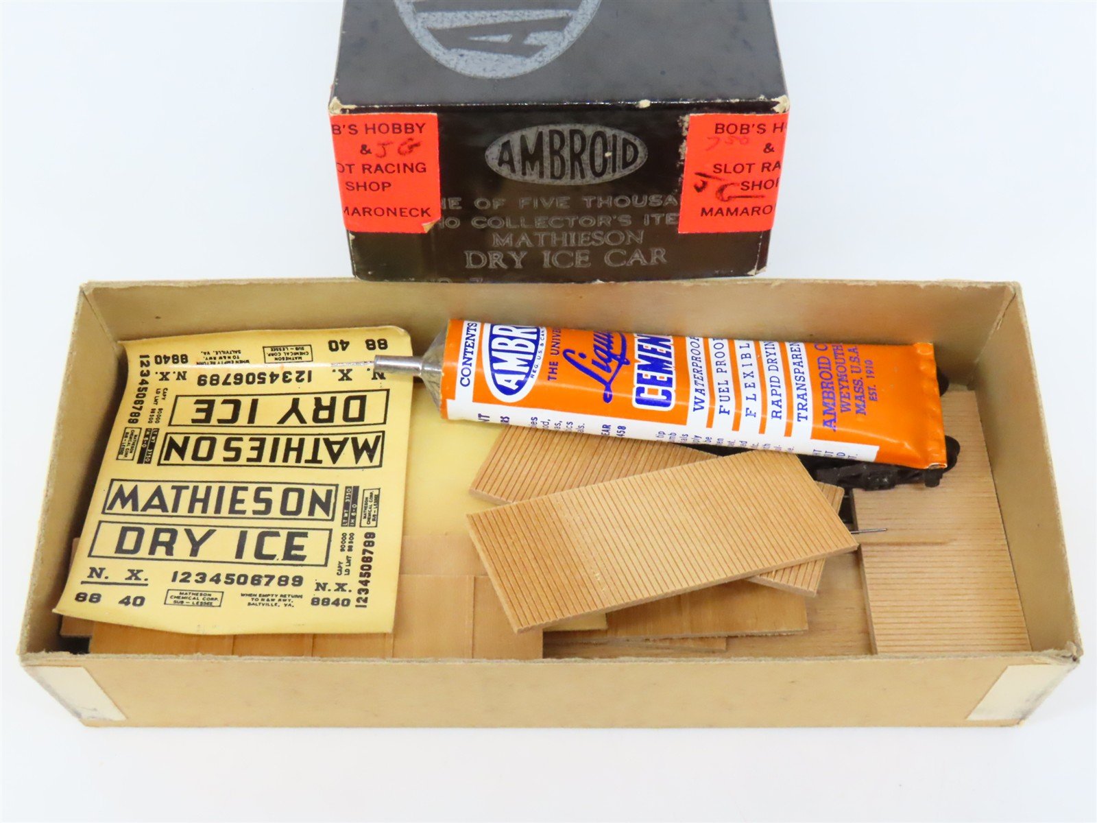 HO Scale Ambroid Kit NX Mathieson Dry Ice Car #8840