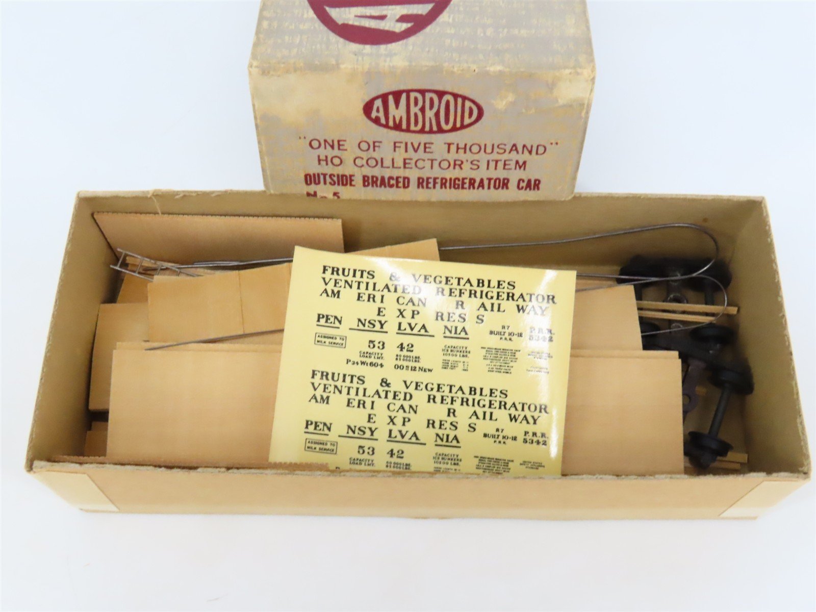HO Scale Ambroid Kit No. 5 PRR Pennsylvania Railroad Outside Braced Reefer #5342