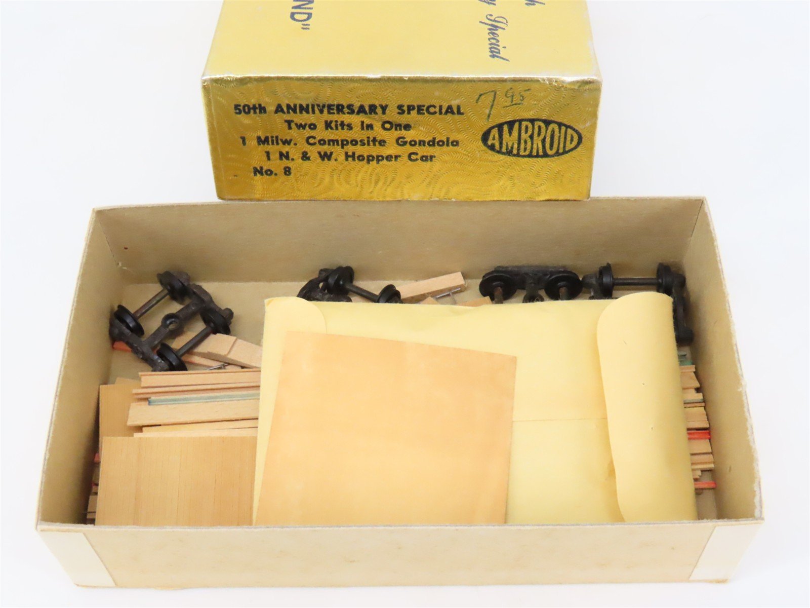 HO Scale Ambroid 2 in 1 Kit No 8 Wood MILW/N&W Hopper & Gondola