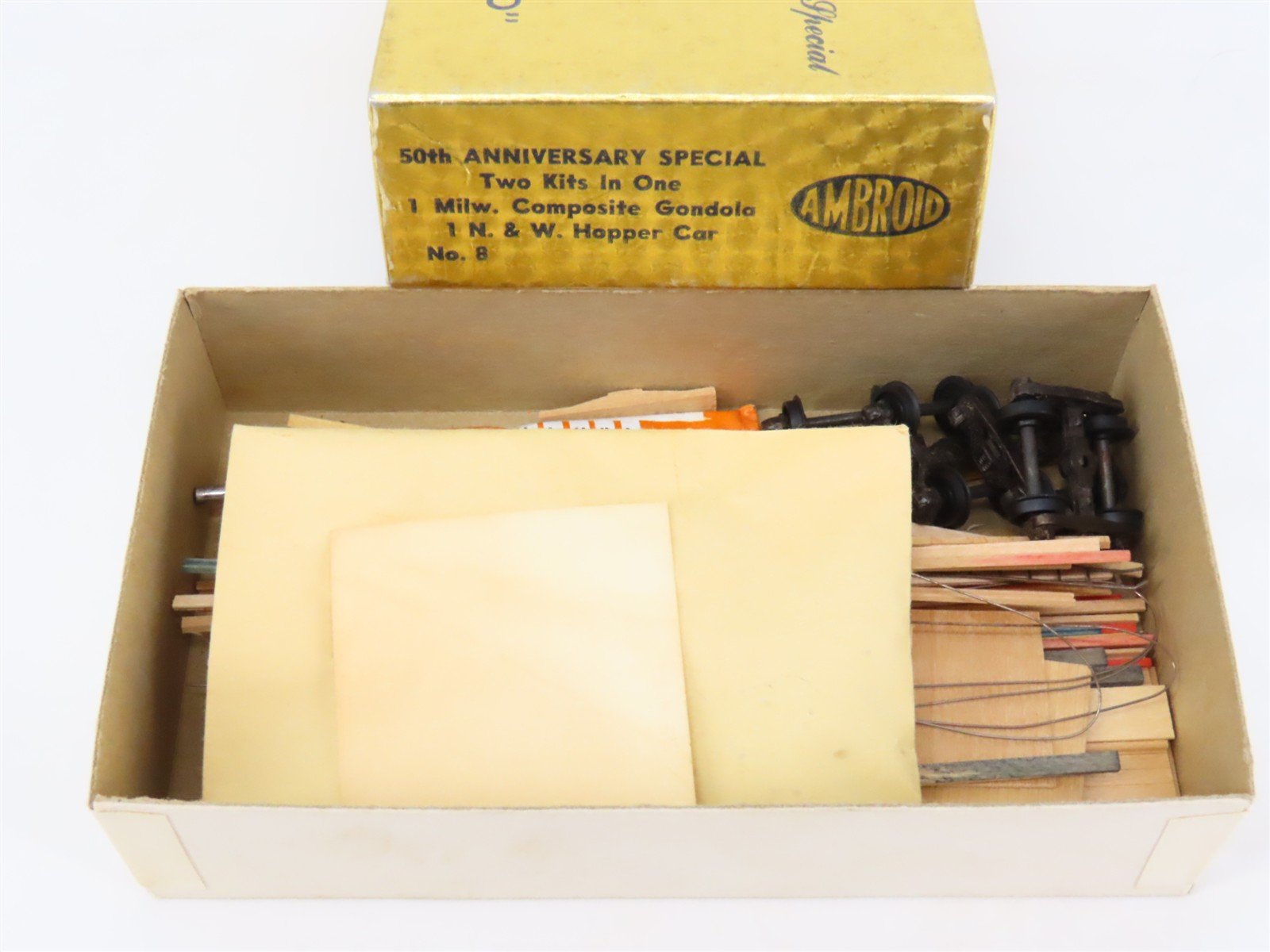 HO Scale Ambroid 2 in 1 Kit No 8 Wood MILW/N&W Gondola & Hopper