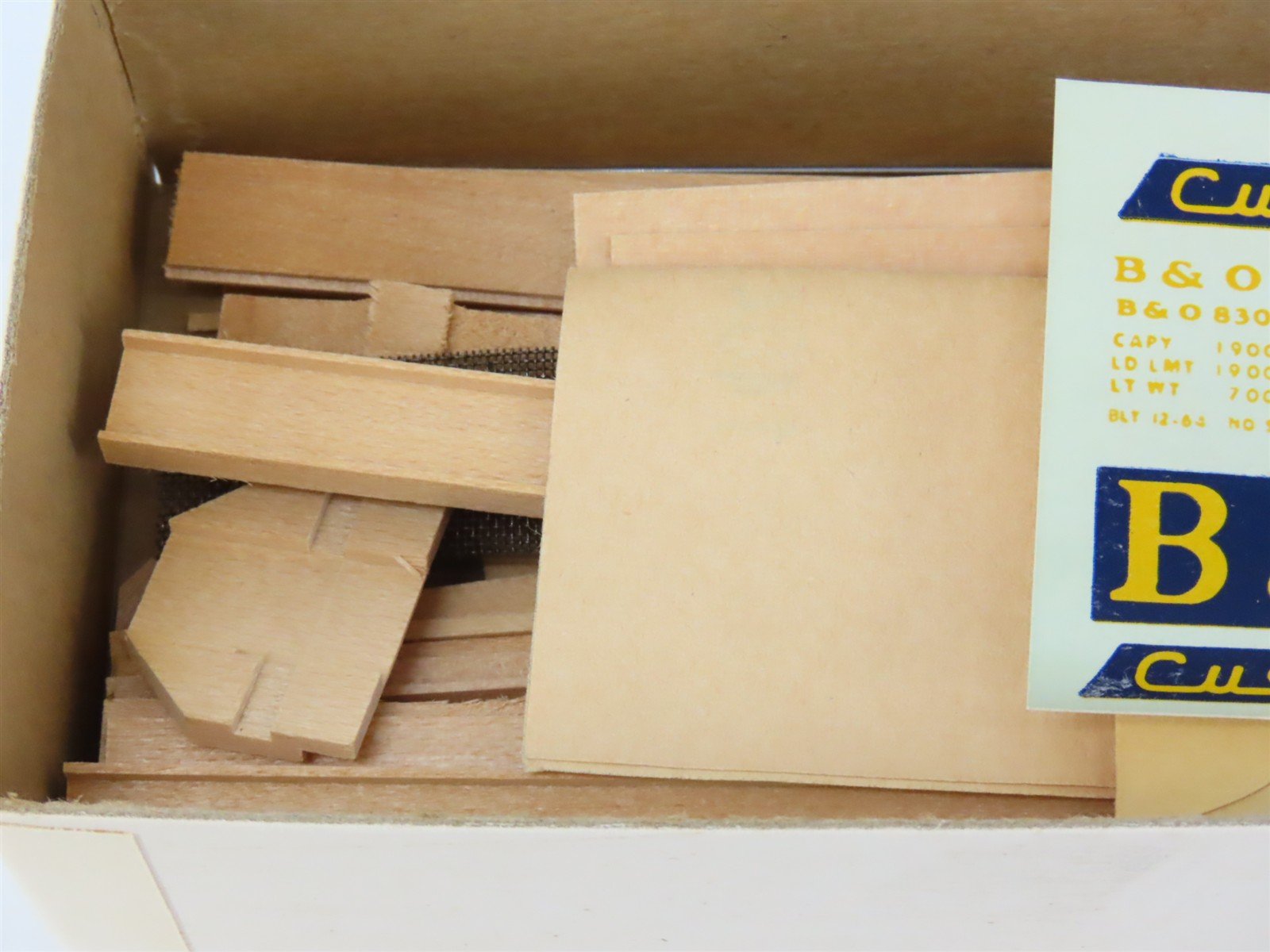 HO Scale Ambroid Kit No 7 B&O Baltimore & Ohio Cushion Coil Car #8300