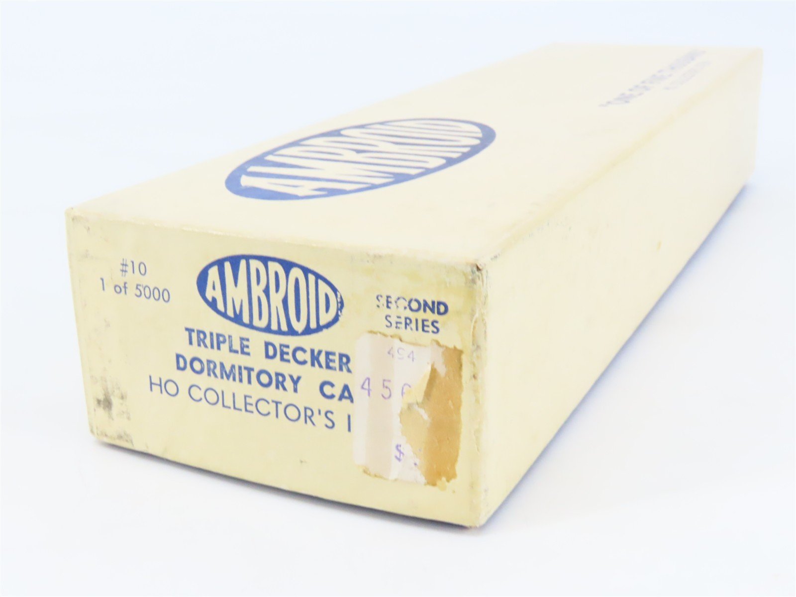 HO Scale Ambroid Kit #10 Wood Unlettered Triple Decker Dormitory Car