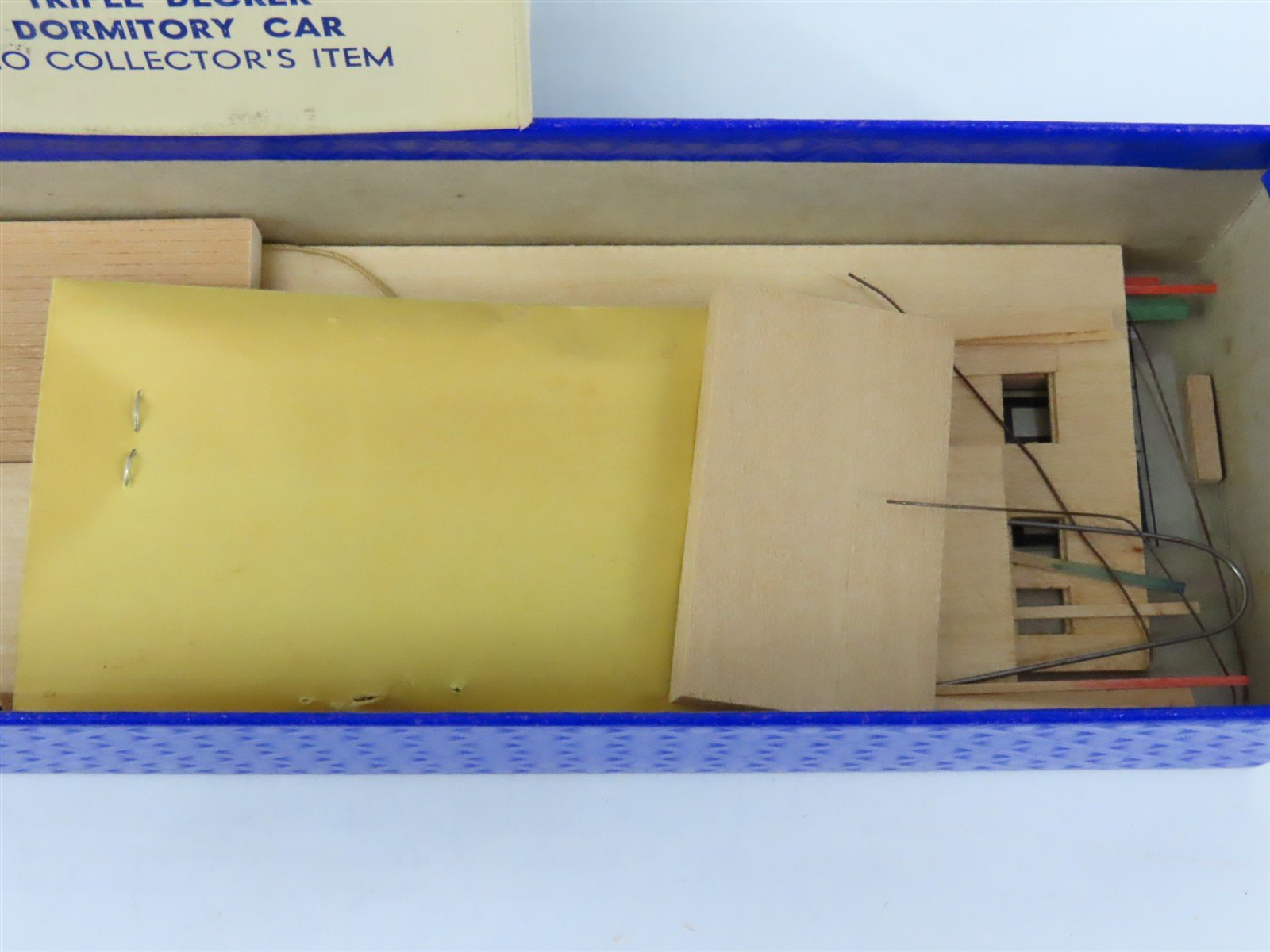 HO Scale Ambroid Kit #10 Wood Unlettered Triple Decker Dormitory Car