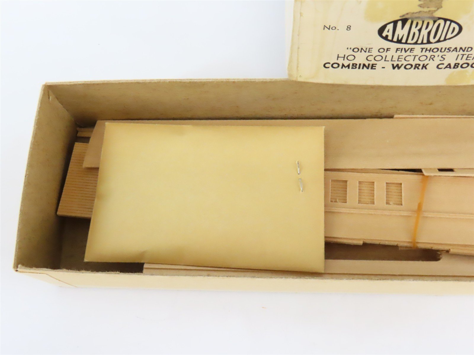 HO Scale Ambroid Kit No 8 Wood Unlettered Working Combine / Caboose